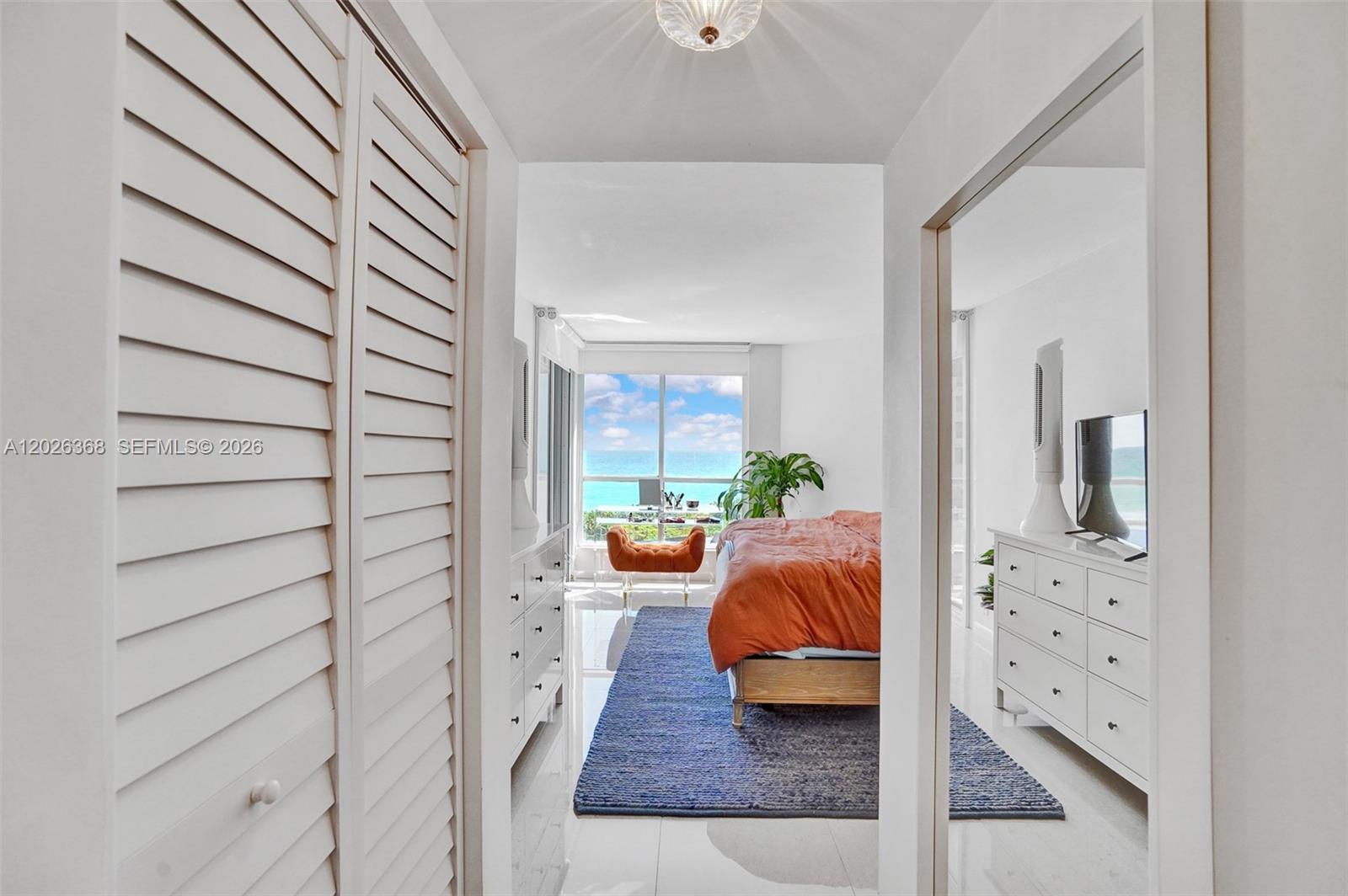 6767 Collins Ave # 408