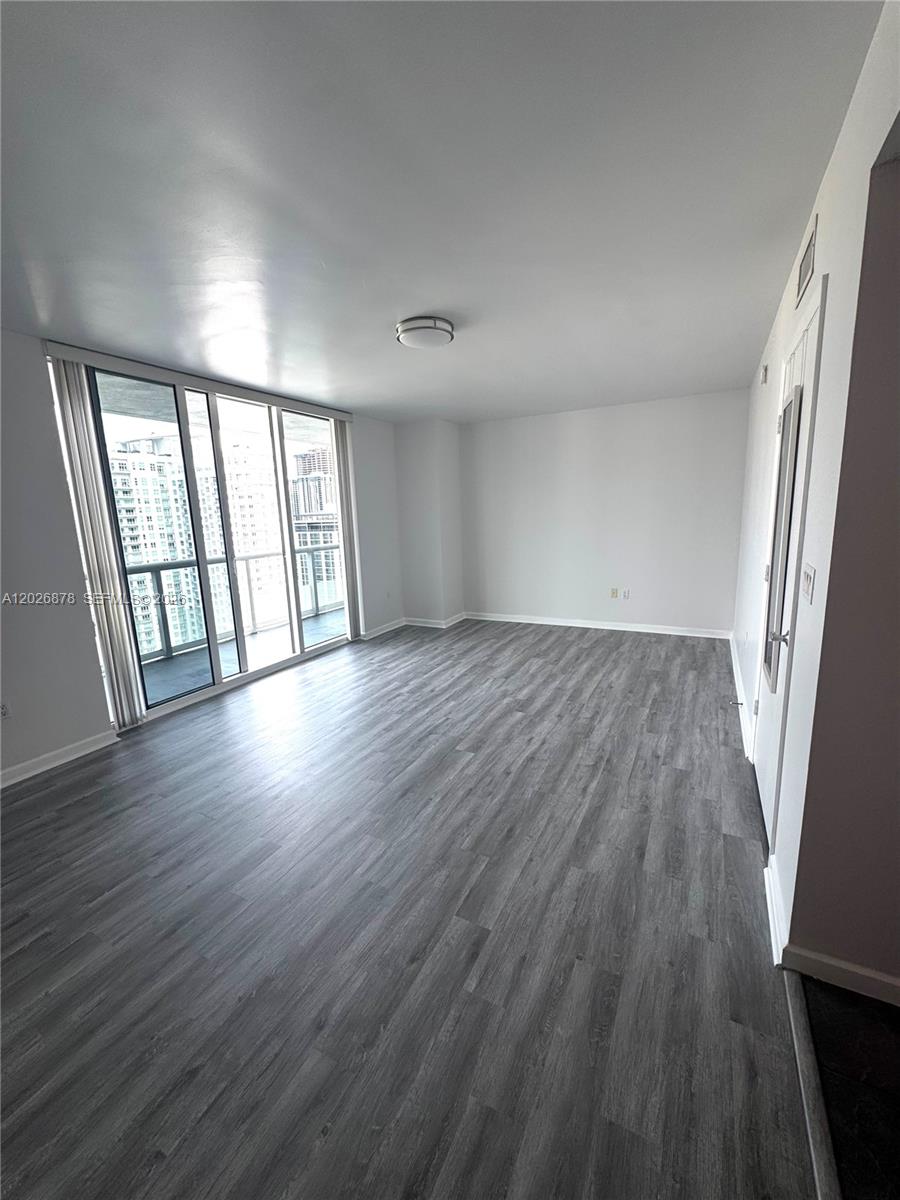 50 Biscayne Blvd # 3303