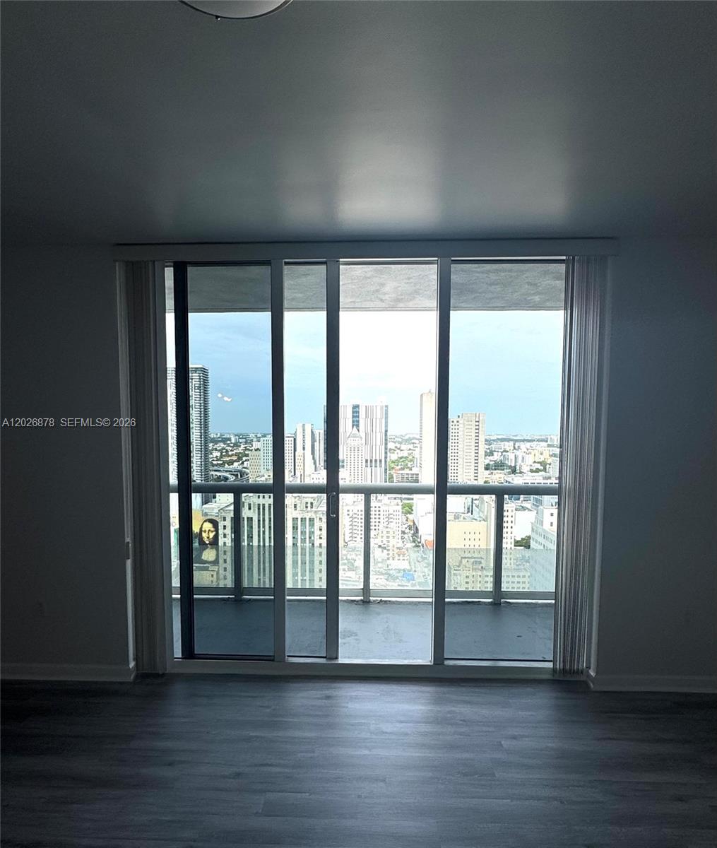50 Biscayne Blvd # 3303