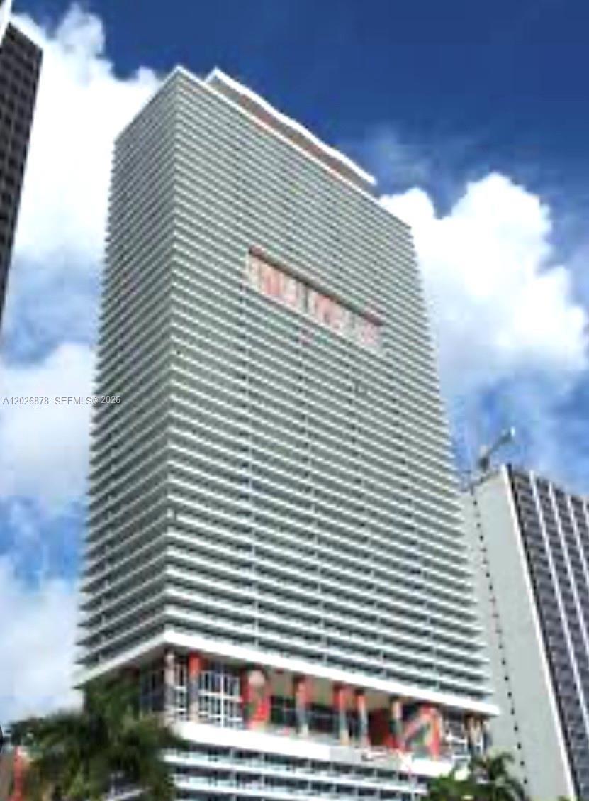 50 Biscayne Blvd # 3303