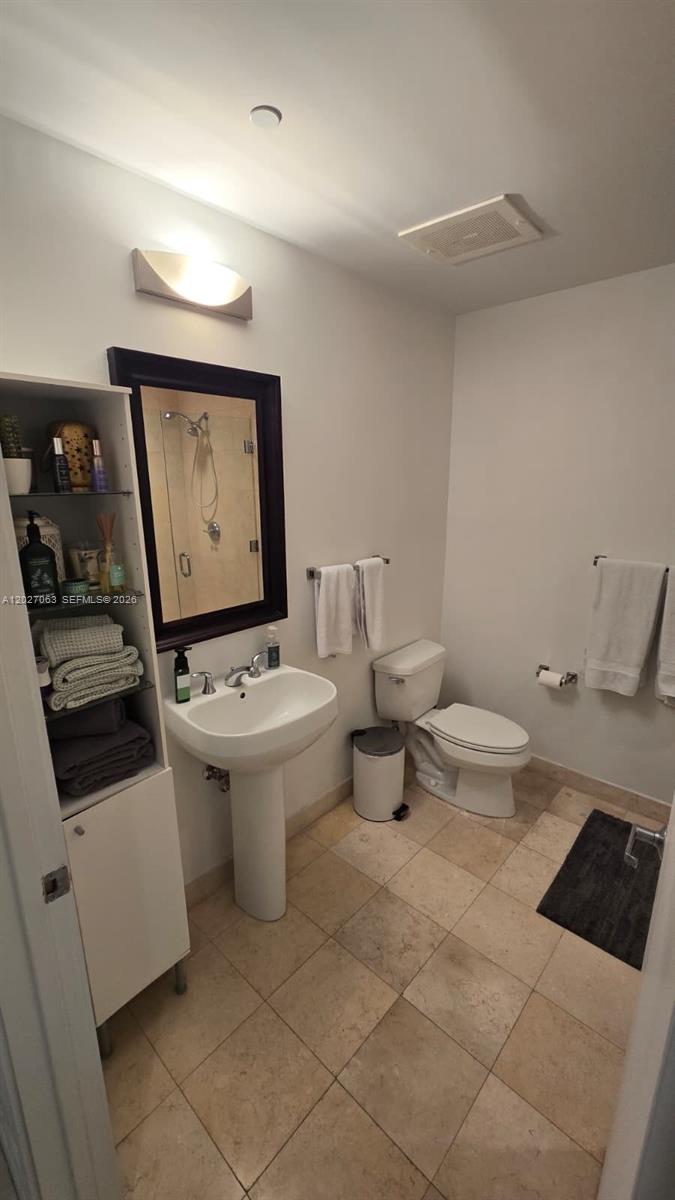 1050 Brickell Ave # 816