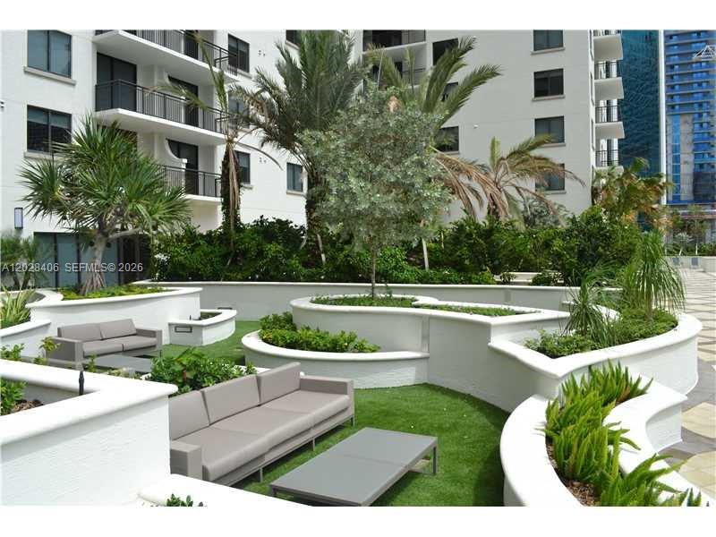 999 SW 1 AVE # 1907