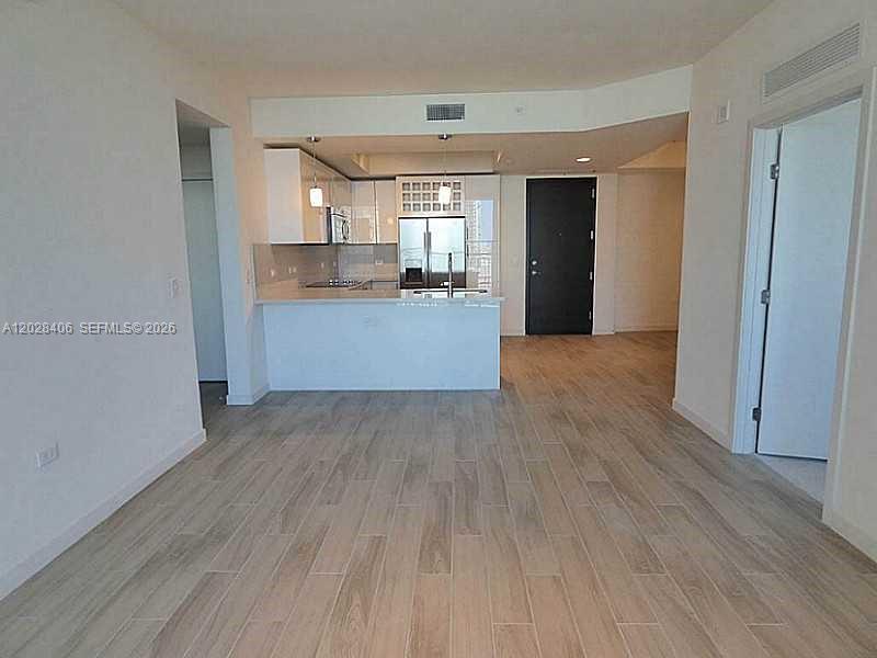 999 SW 1 AVE # 1907