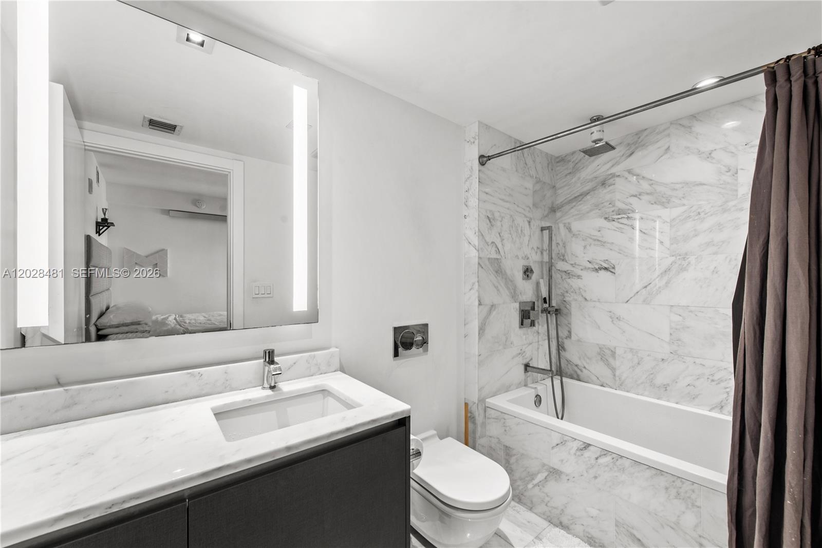 1451 Brickell Ave # 1706