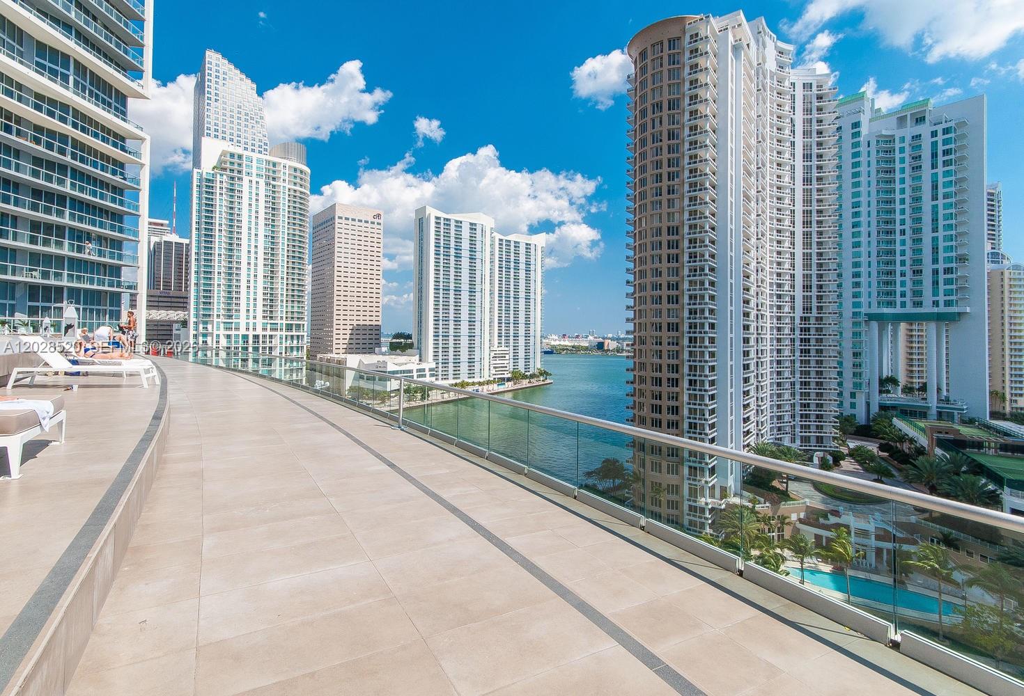 495 Brickell Ave # 4901