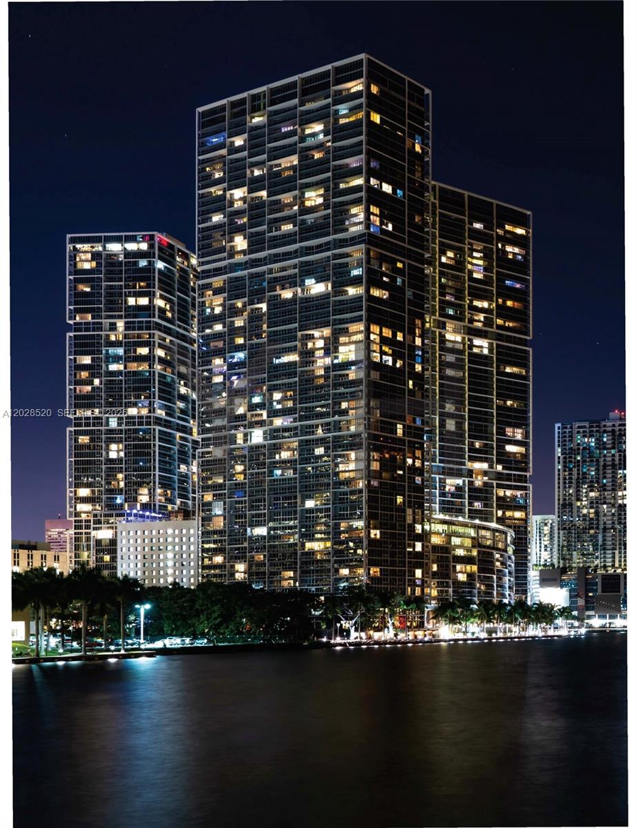 495 Brickell Ave # 4901