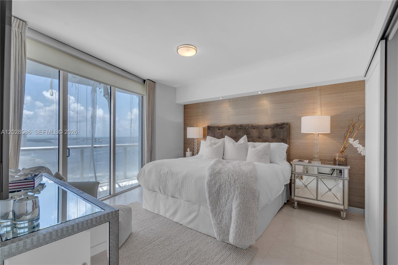 465 Brickell Ave # 2703