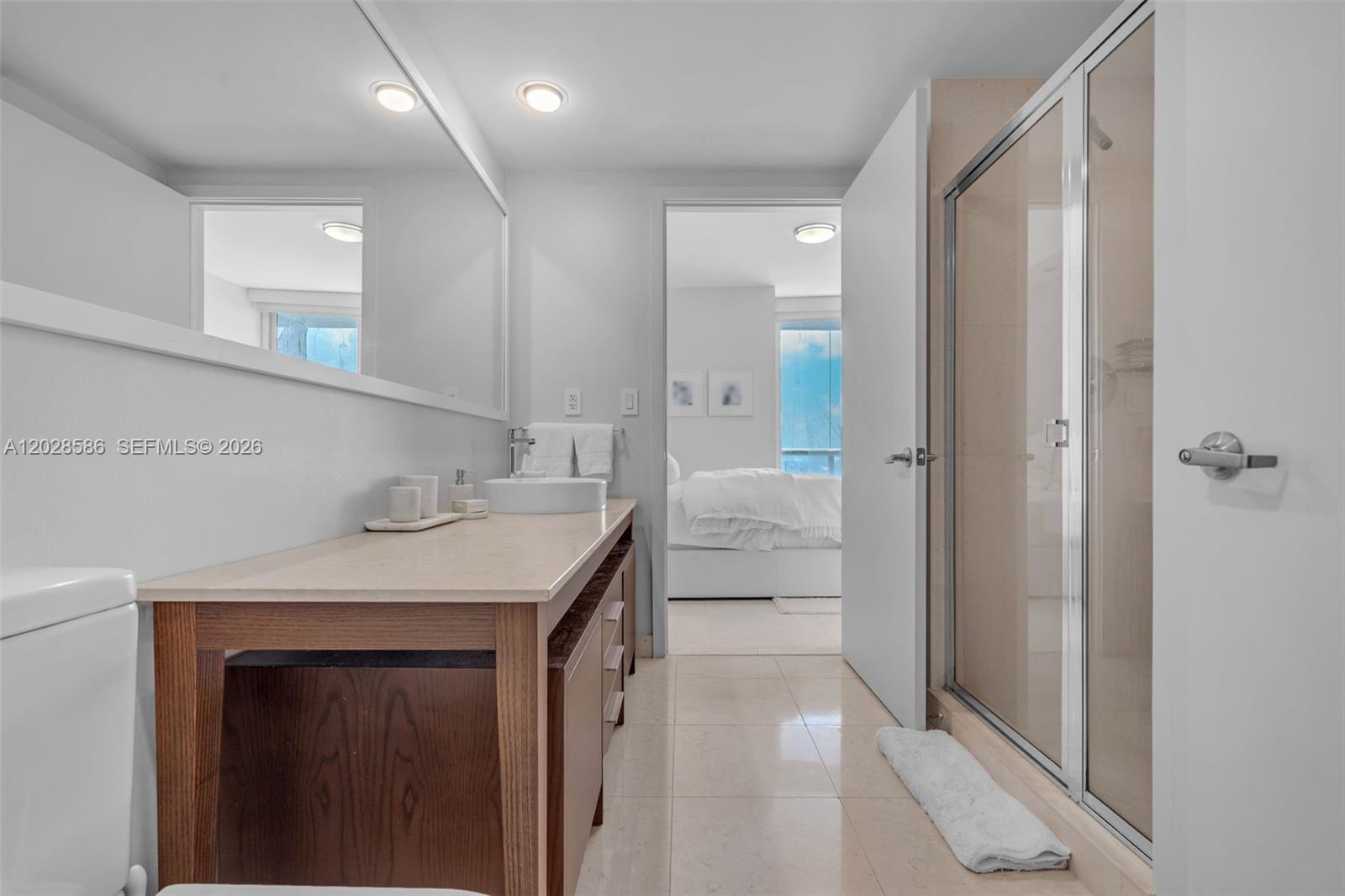 465 Brickell Ave # 2703