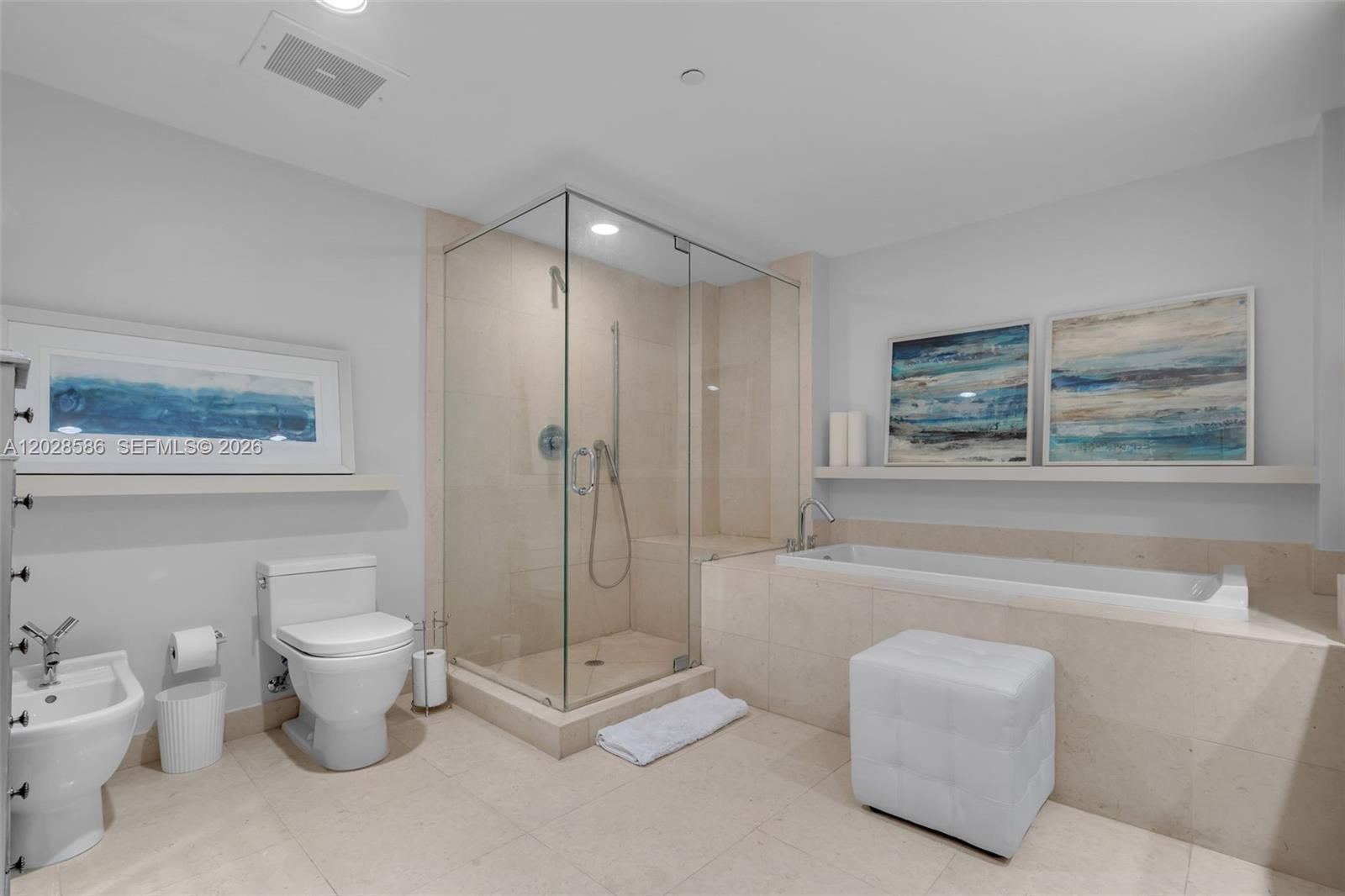 465 Brickell Ave # 2703