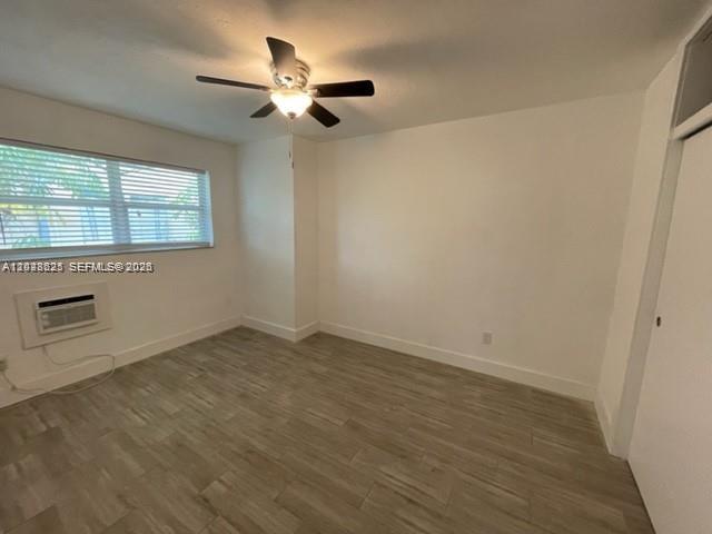 2048 NE 168th St # 3