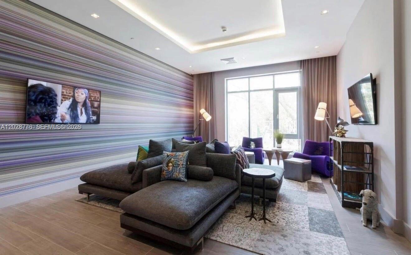 17111 Biscayne Blvd # 208