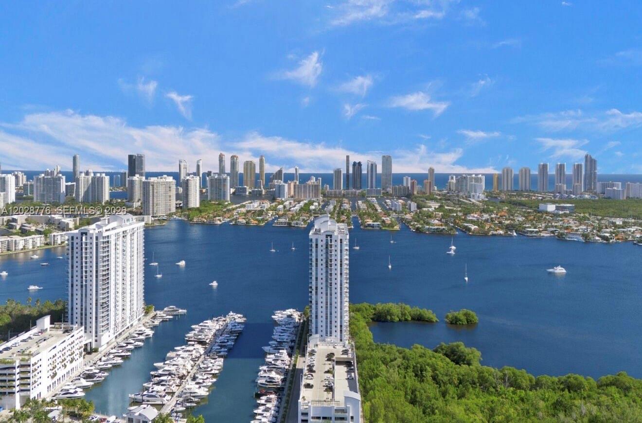 17111 Biscayne Blvd # 208