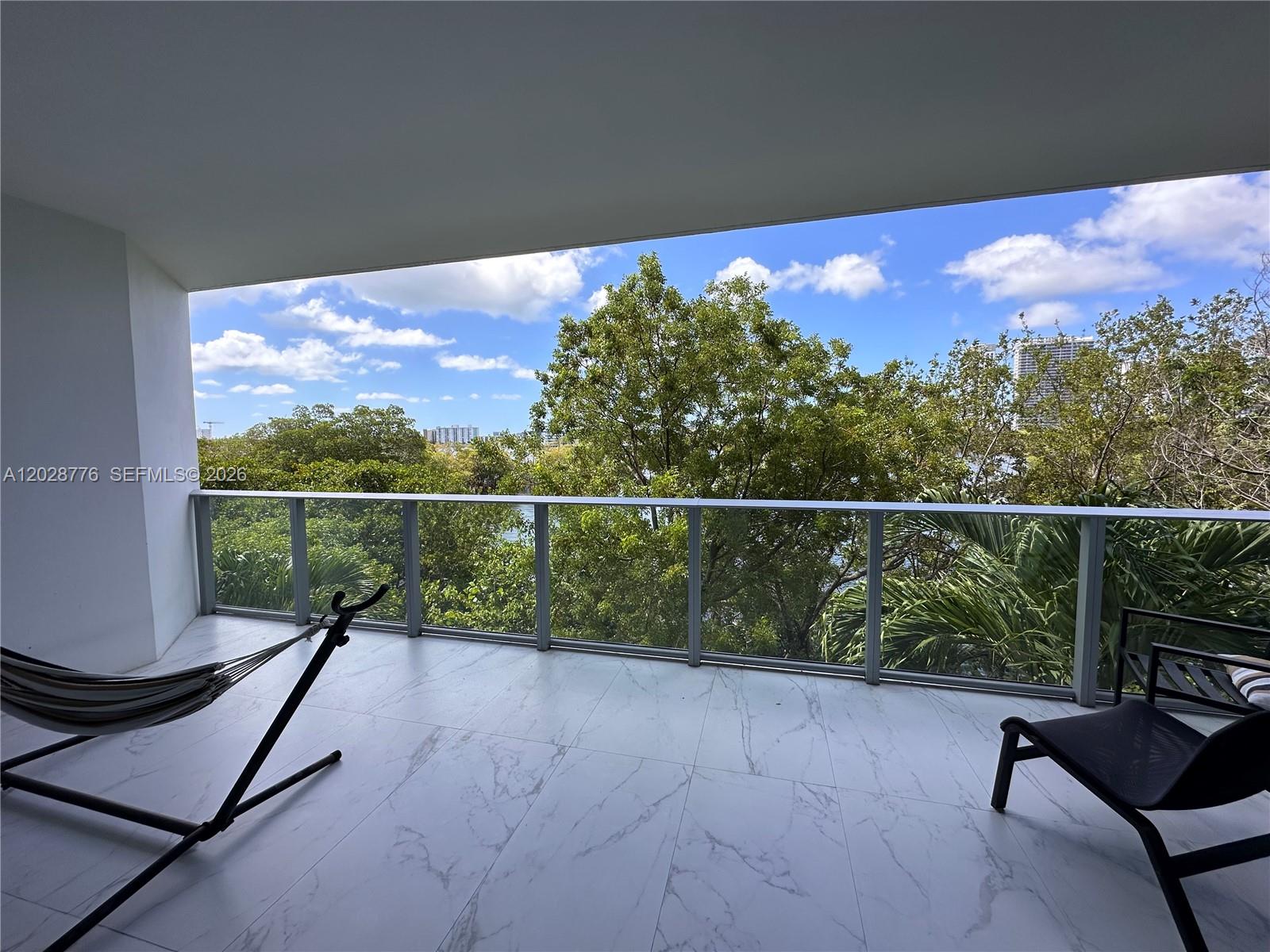 17111 Biscayne Blvd # 208