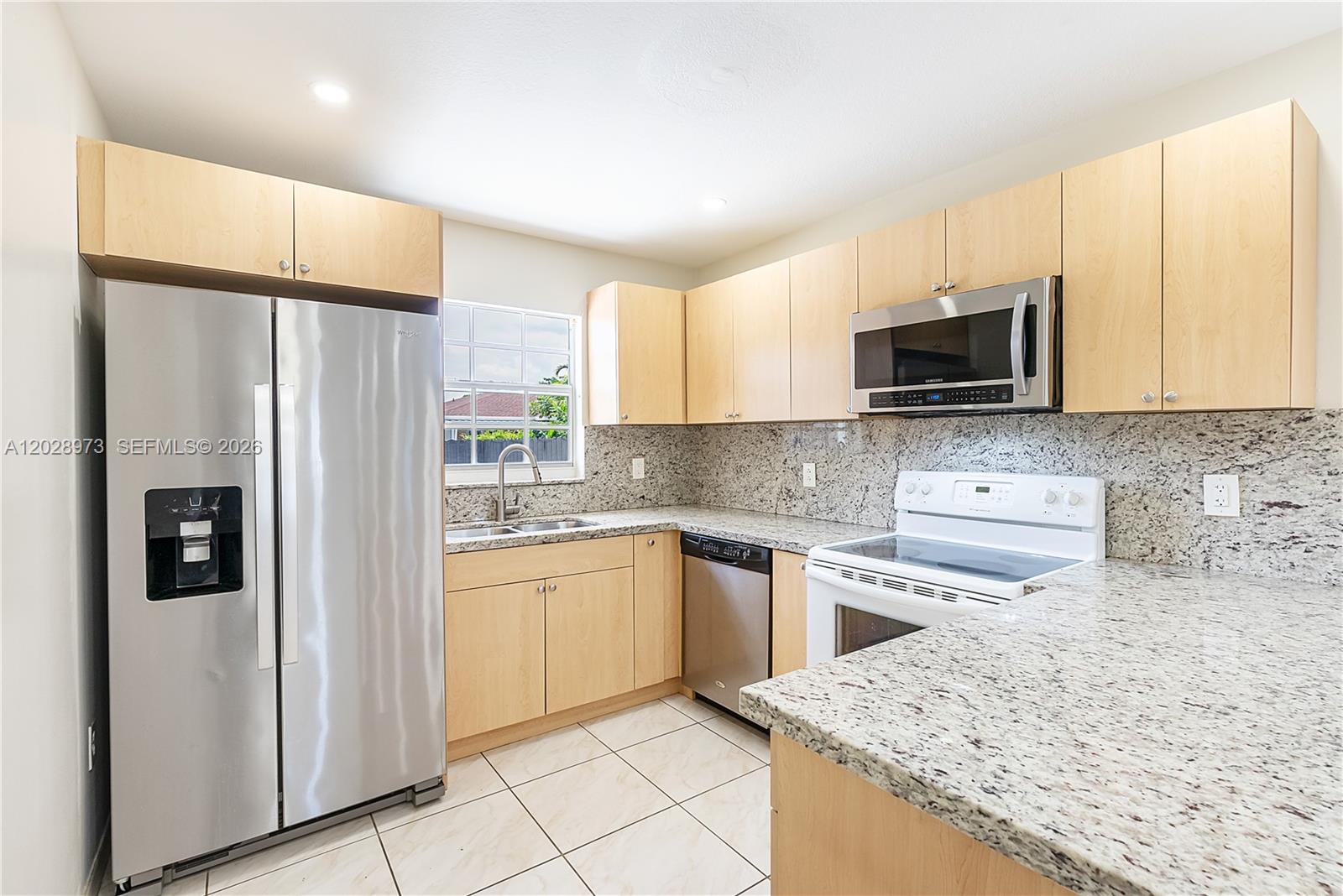 1214 NW 34th Ave # 1214