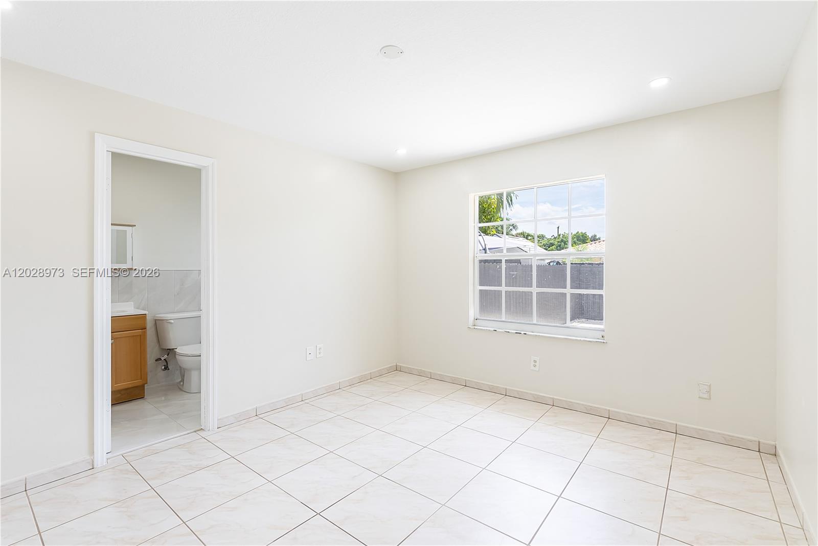 1214 NW 34th Ave # 1214