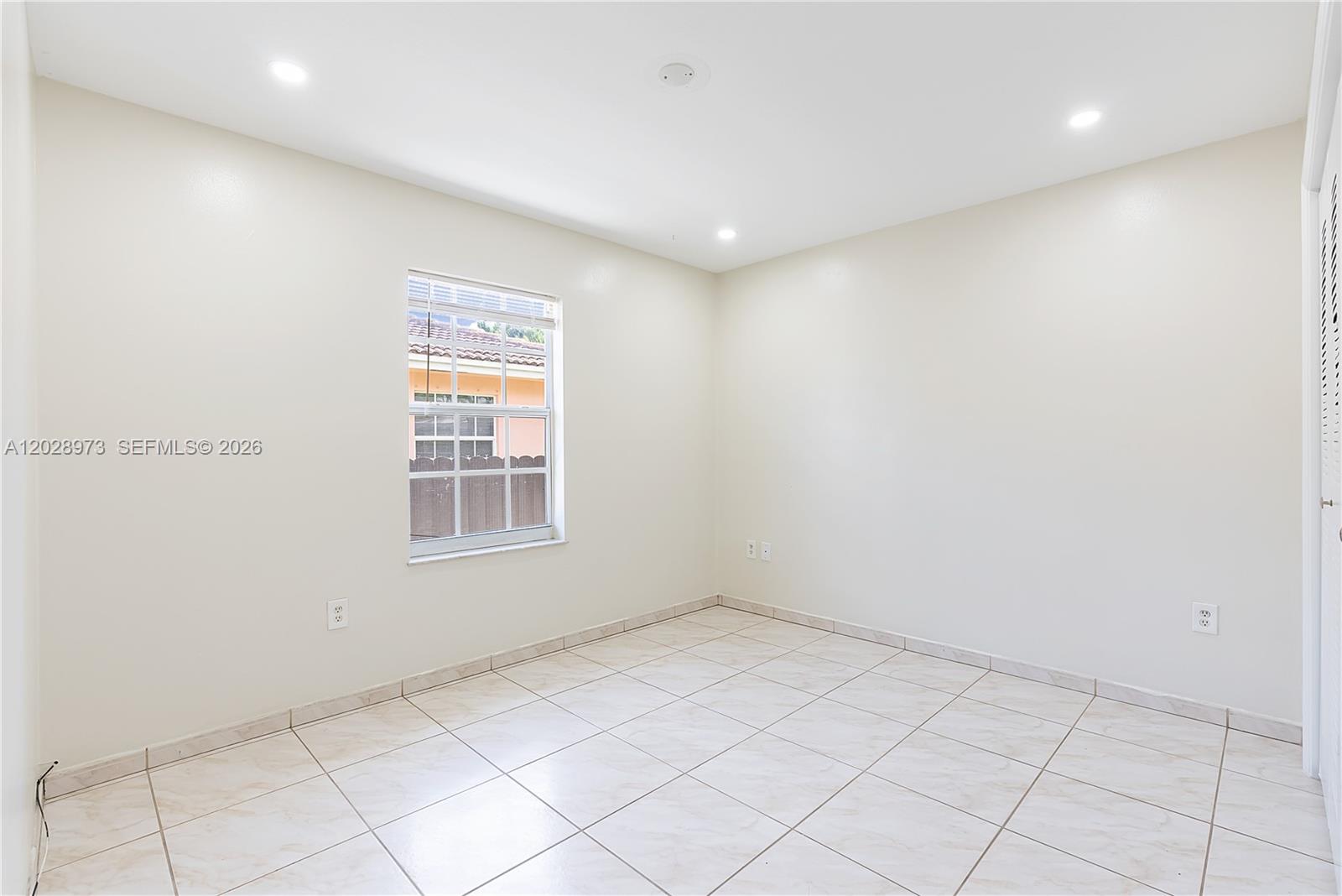 1214 NW 34th Ave # 1214