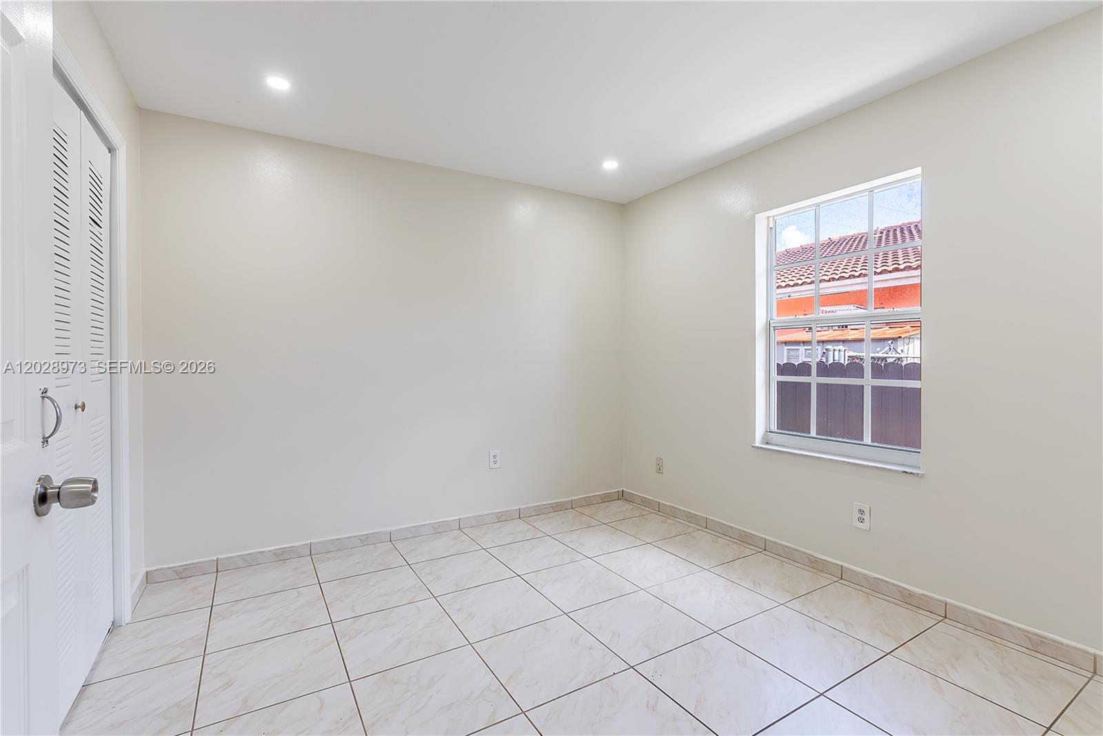 1214 NW 34th Ave # 1214