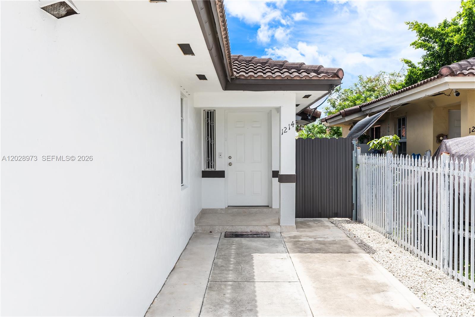 1214 NW 34th Ave # 1214