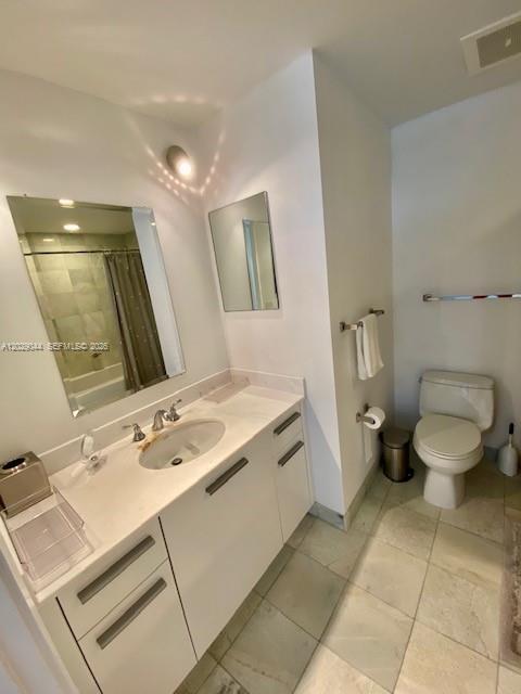 1060 Brickell Ave # 2003