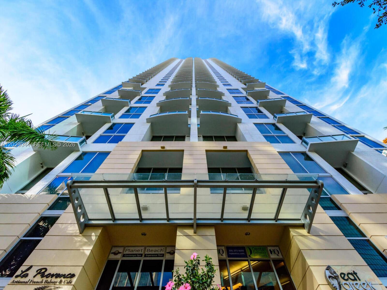 1060 Brickell Ave # 2003