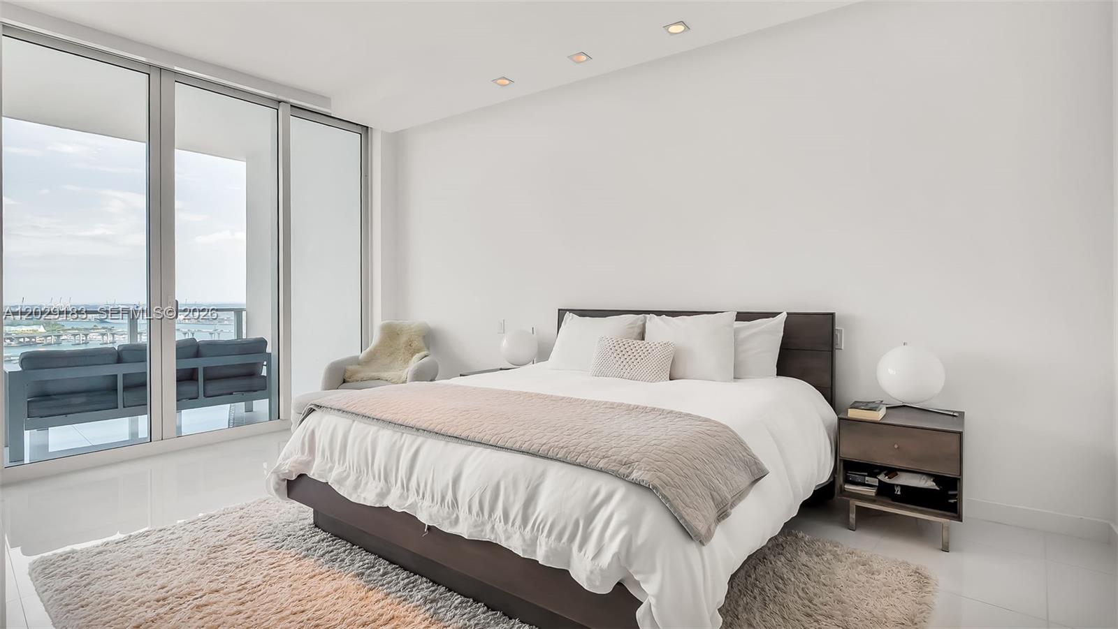 2020 N Bayshore Dr # 2603