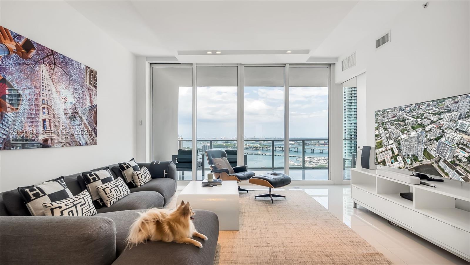 2020 N Bayshore Dr # 2603