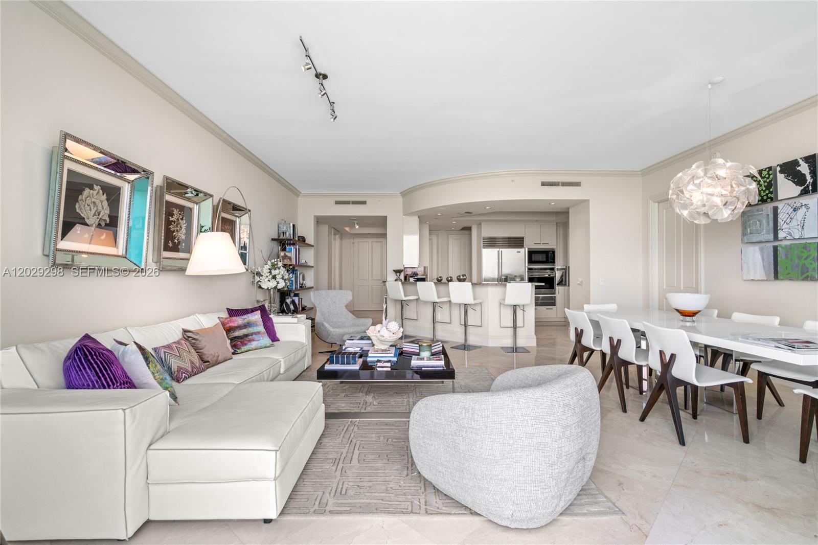 10295 Collins Ave # 1606