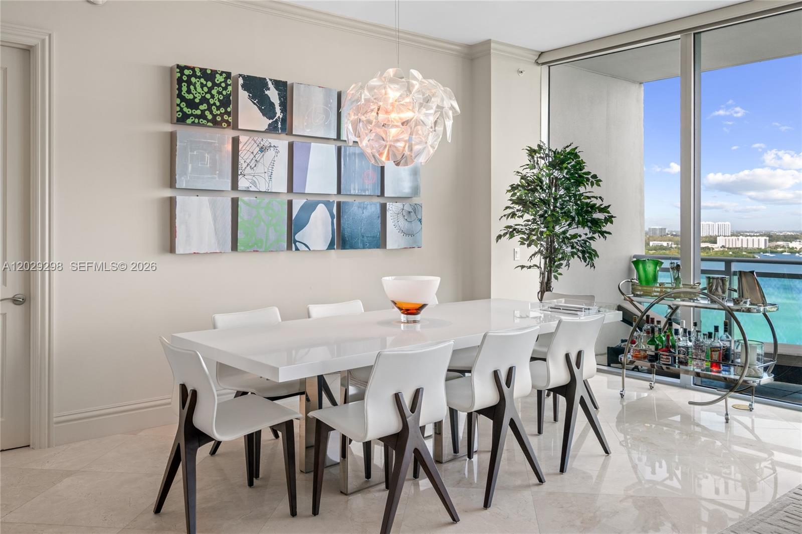 10295 Collins Ave # 1606