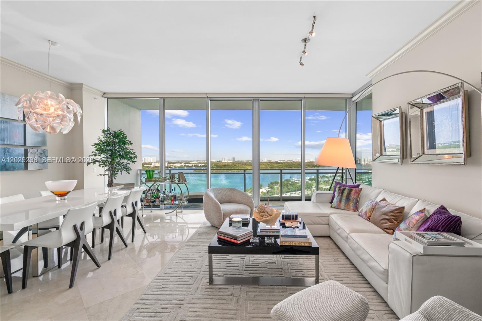 10295 Collins Ave # 1606