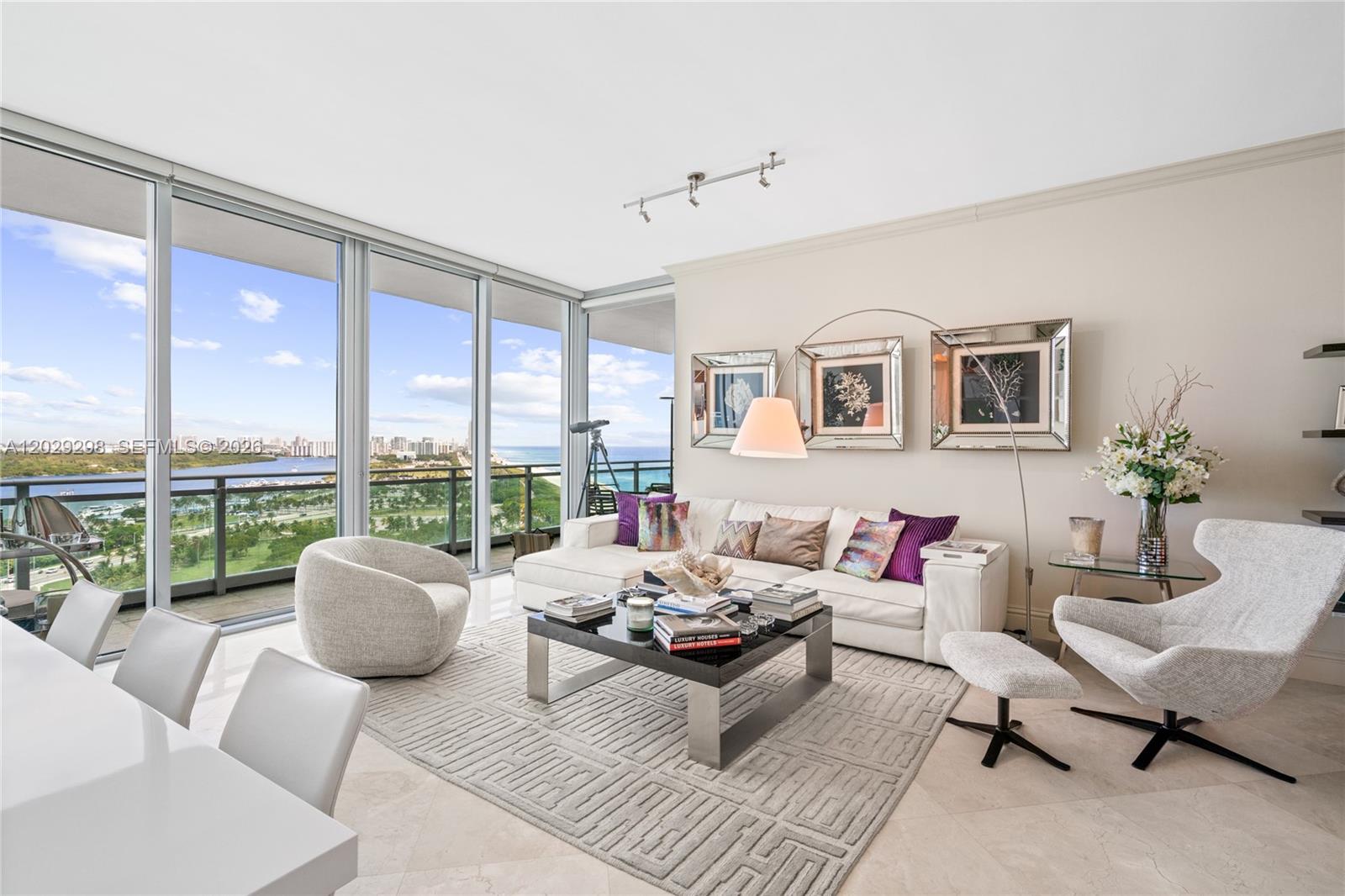 10295 Collins Ave # 1606
