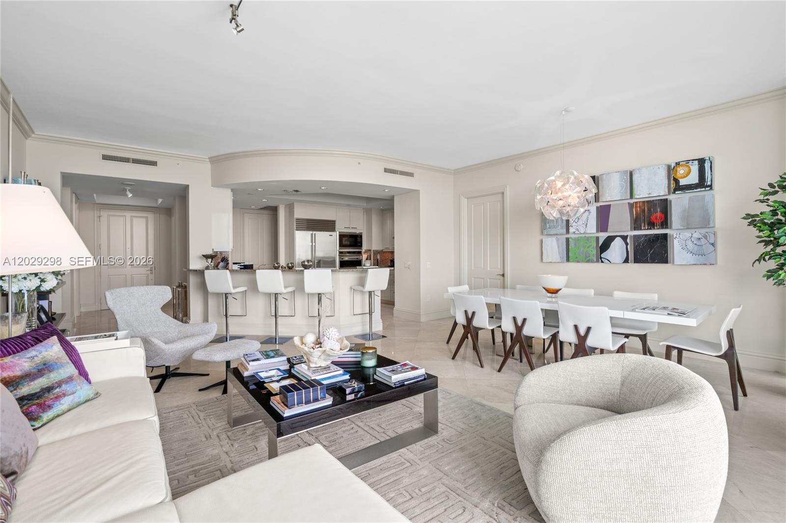 10295 Collins Ave # 1606