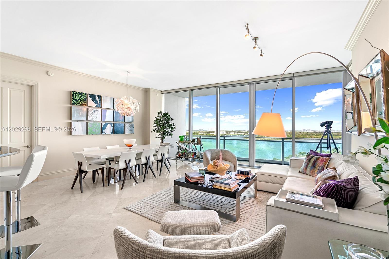 10295 Collins Ave # 1606
