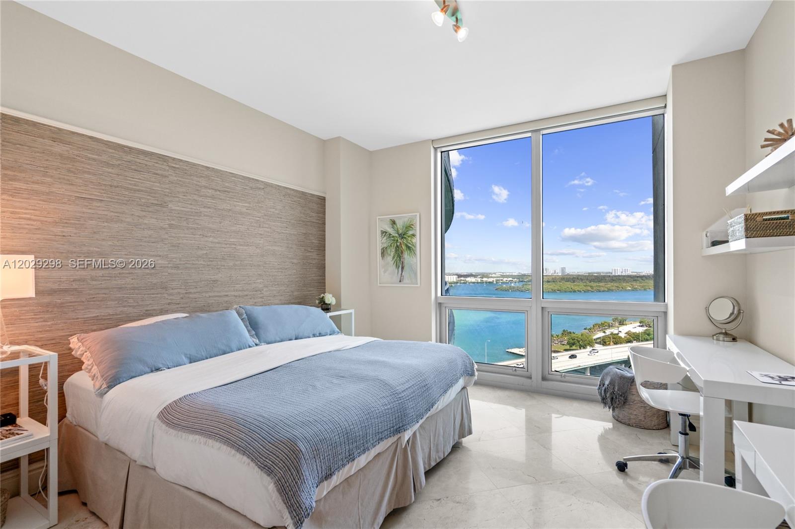 10295 Collins Ave # 1606
