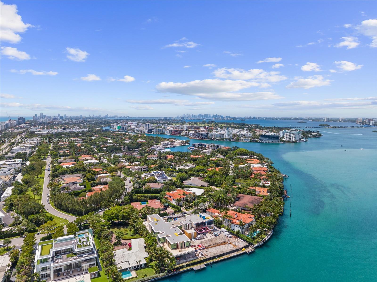 10295 Collins Ave # 1606