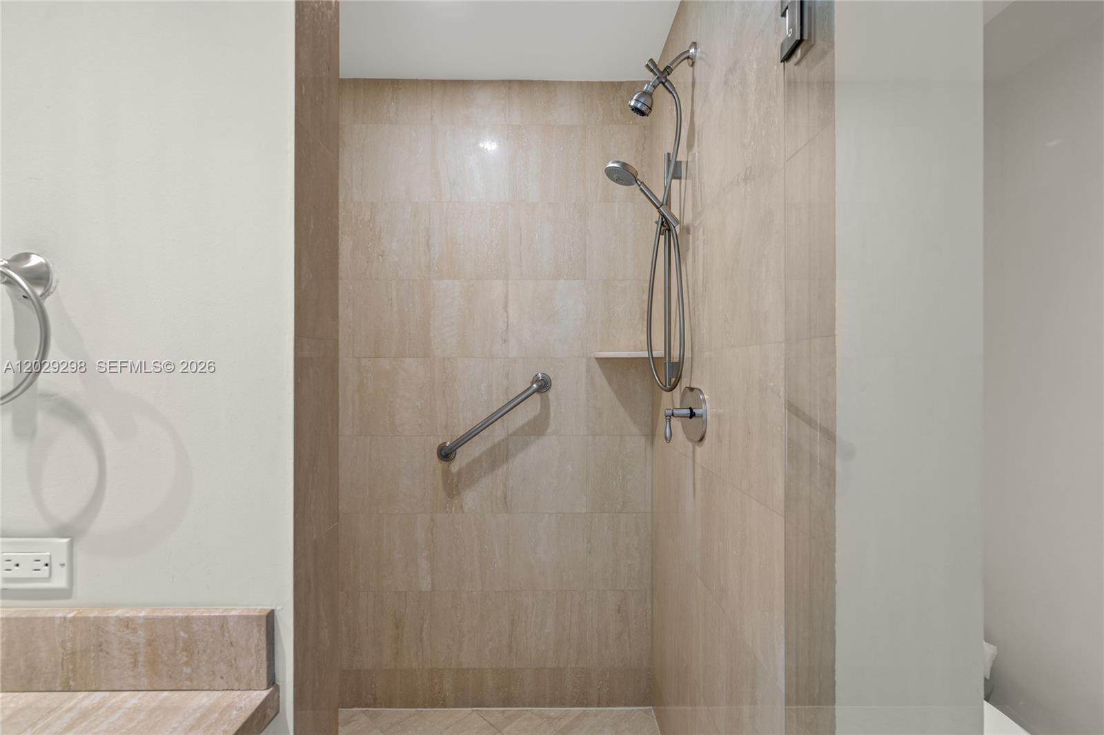 10295 Collins Ave # 1606