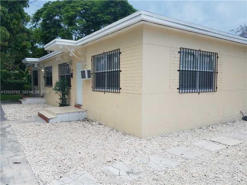 3240 NW 10th Ave