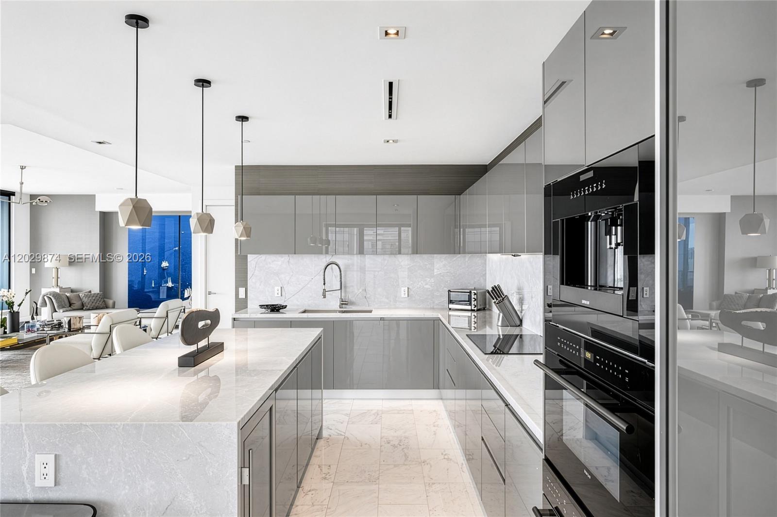 1451 Brickell Ave # 2901