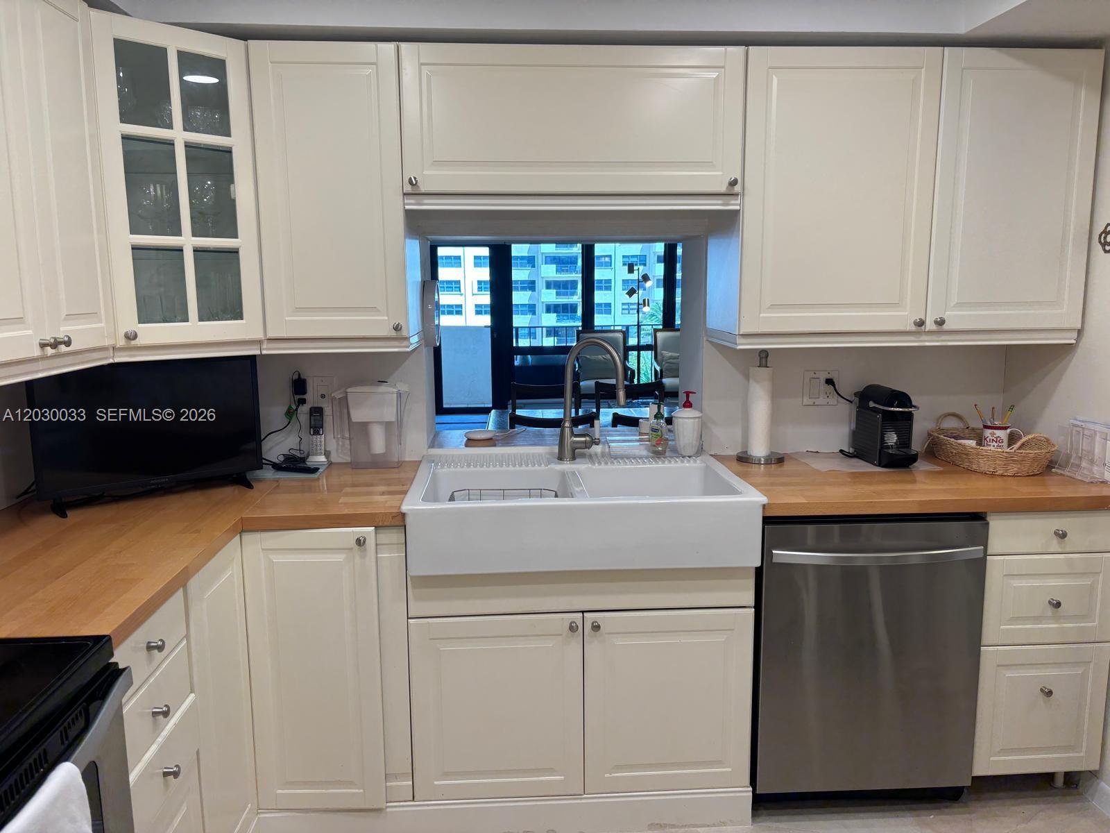 4900 N Ocean Blvd # 702