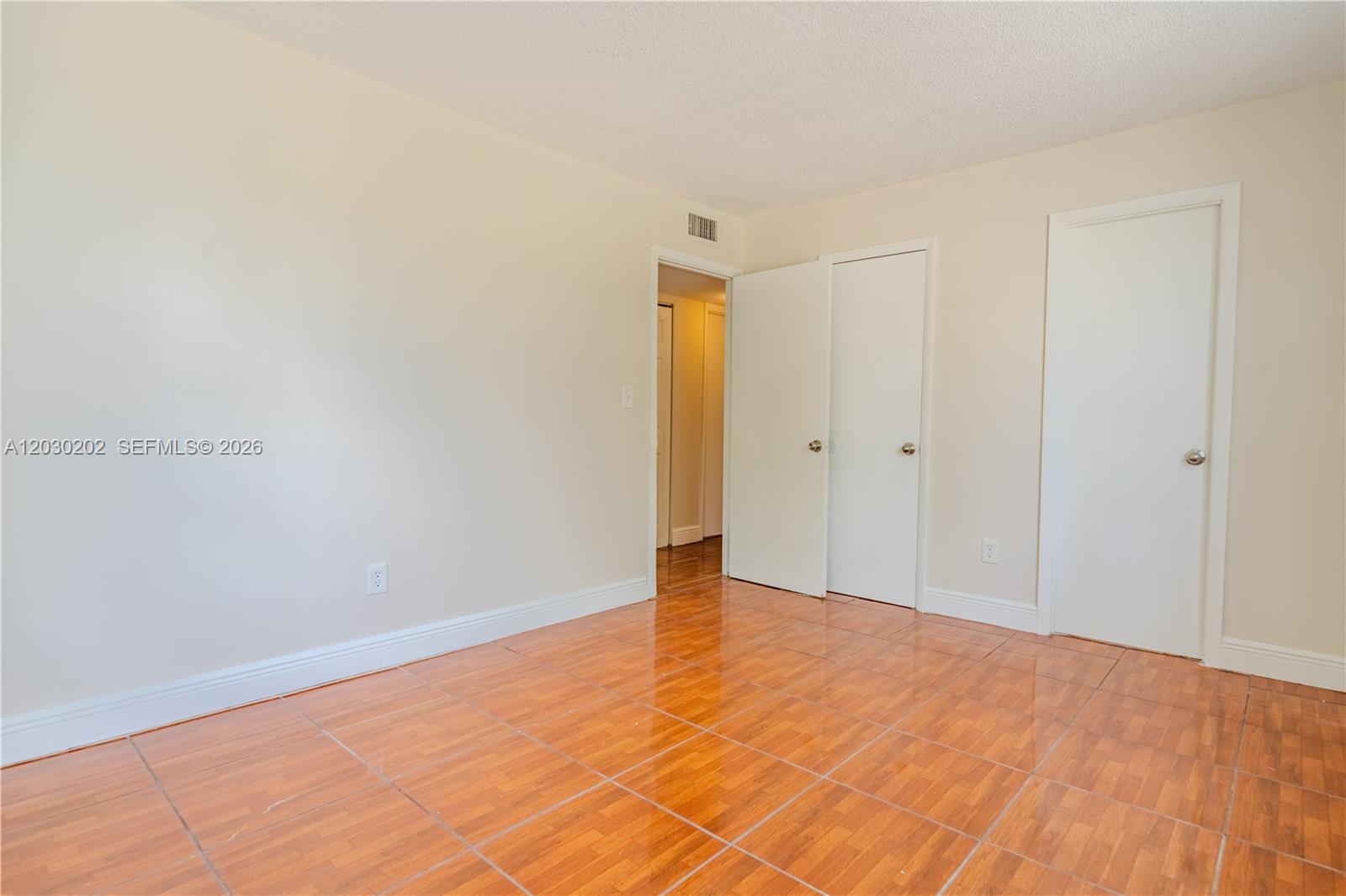 482 NW 165th St Rd # 201 Unit: A-201