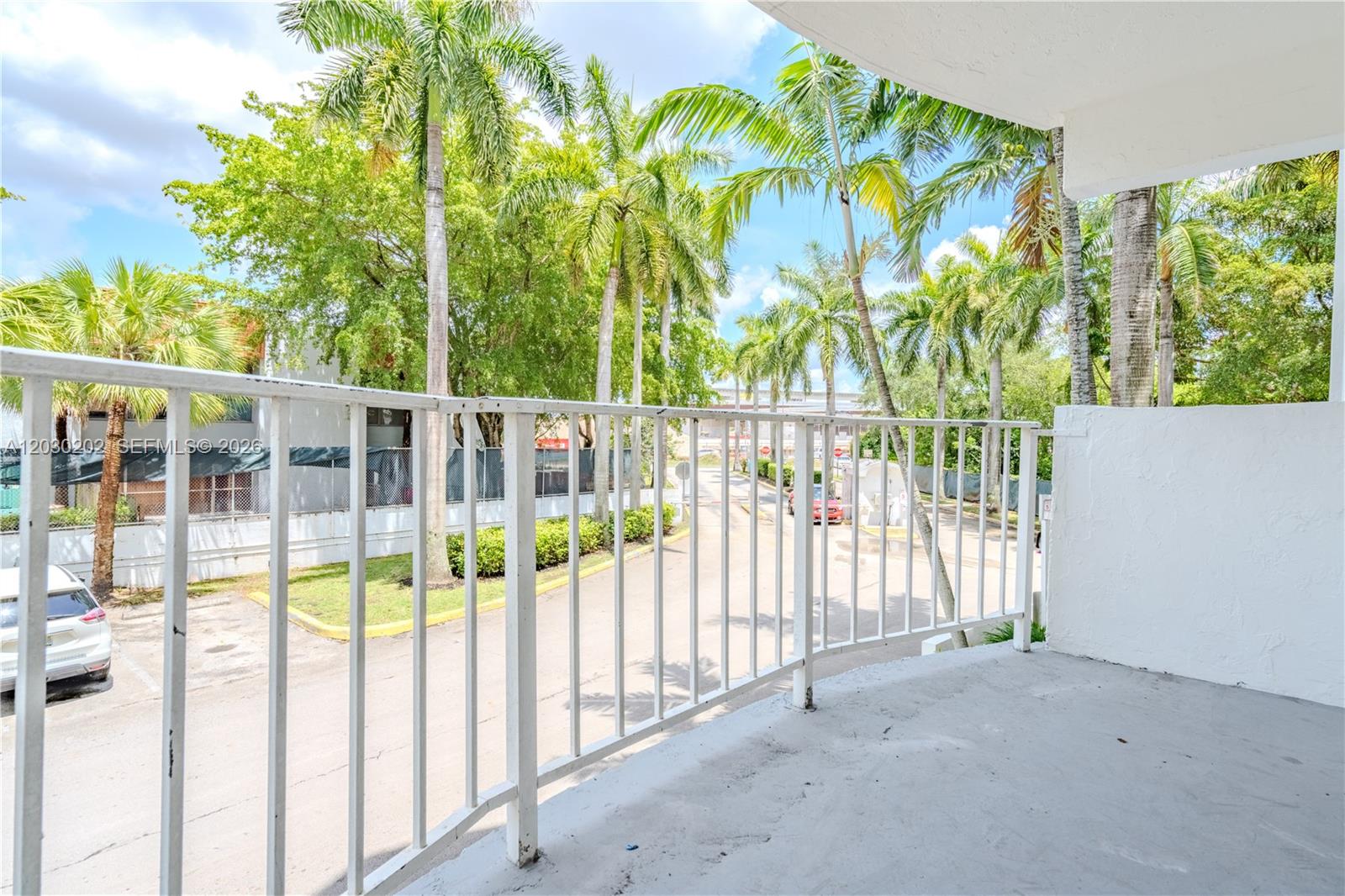 482 NW 165th St Rd # 201 Unit: A-201