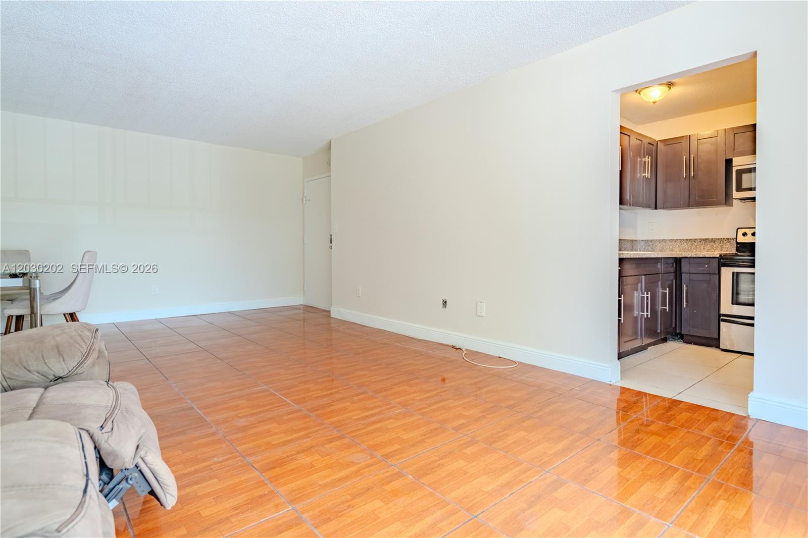 482 NW 165th St Rd # 201 Unit: A-201