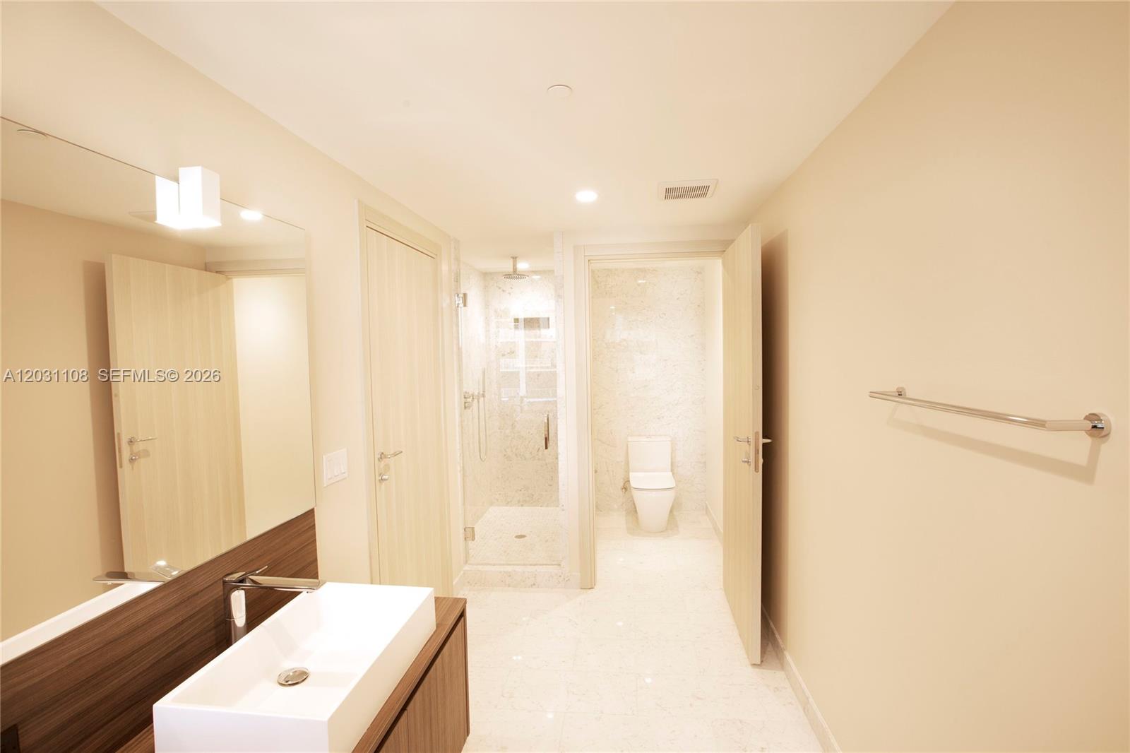 1000 Brickell Plz # 4609