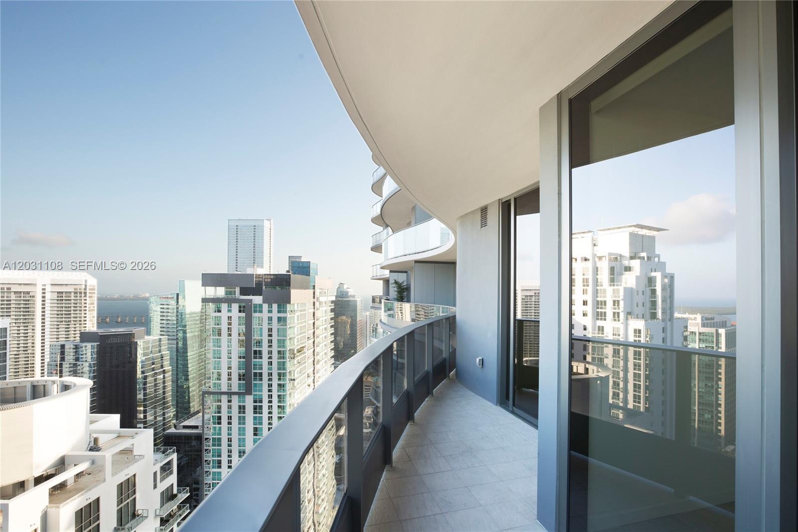 1000 Brickell Plz # 4609