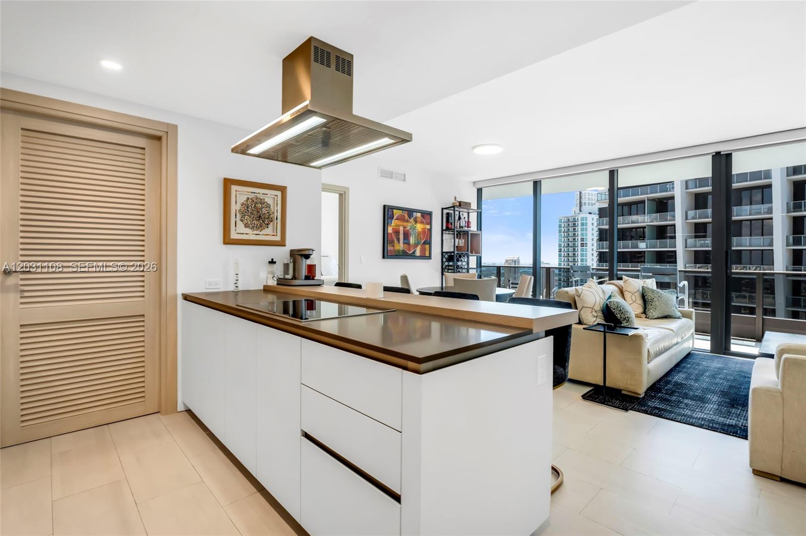1000 Brickell Plz # 4609