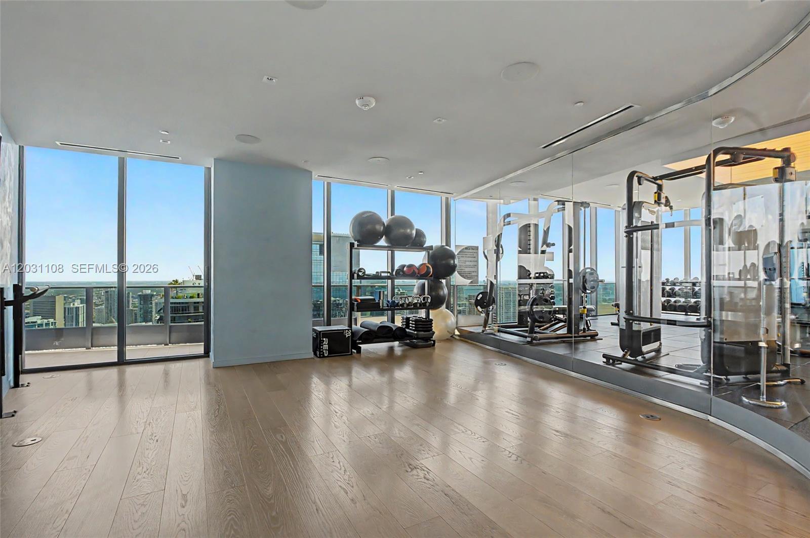 1000 Brickell Plz # 4609