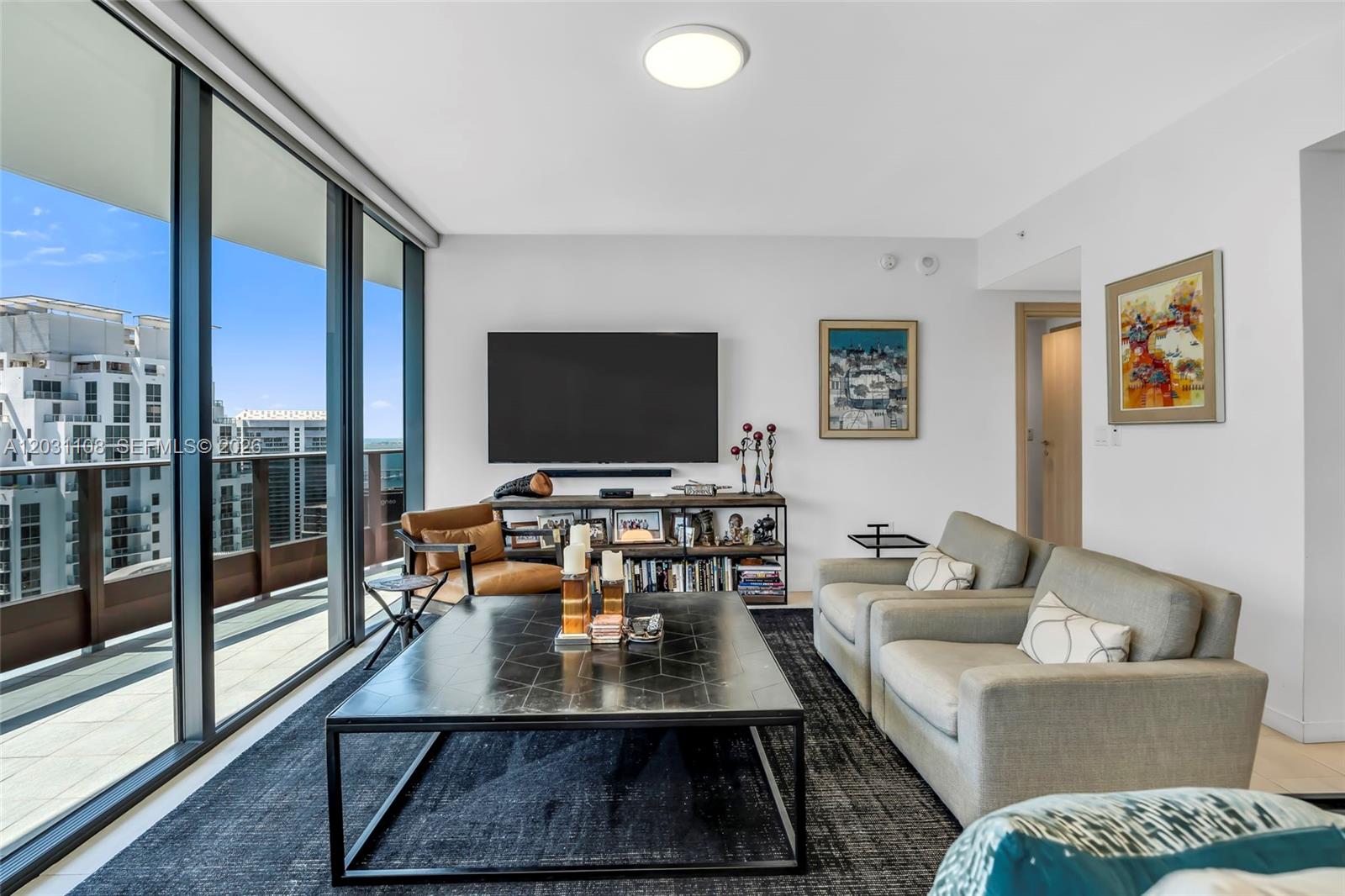 1000 Brickell Plz # 4609