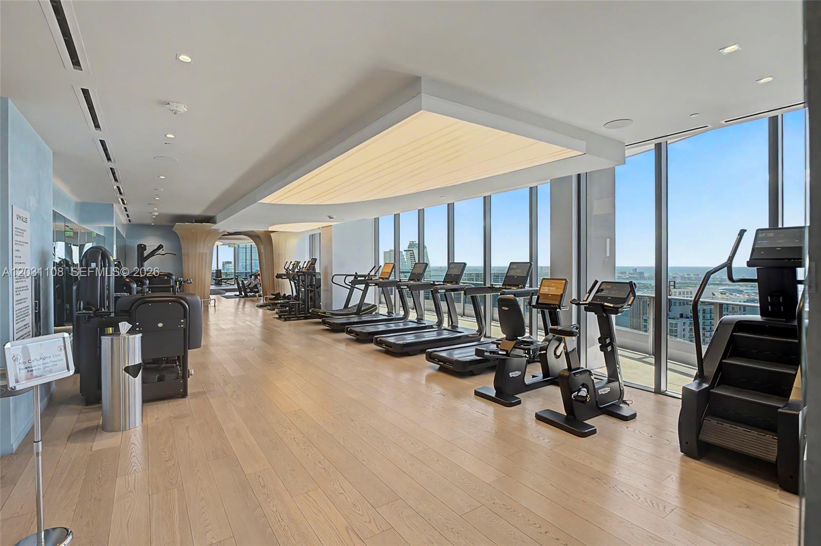 1000 Brickell Plz # 4609