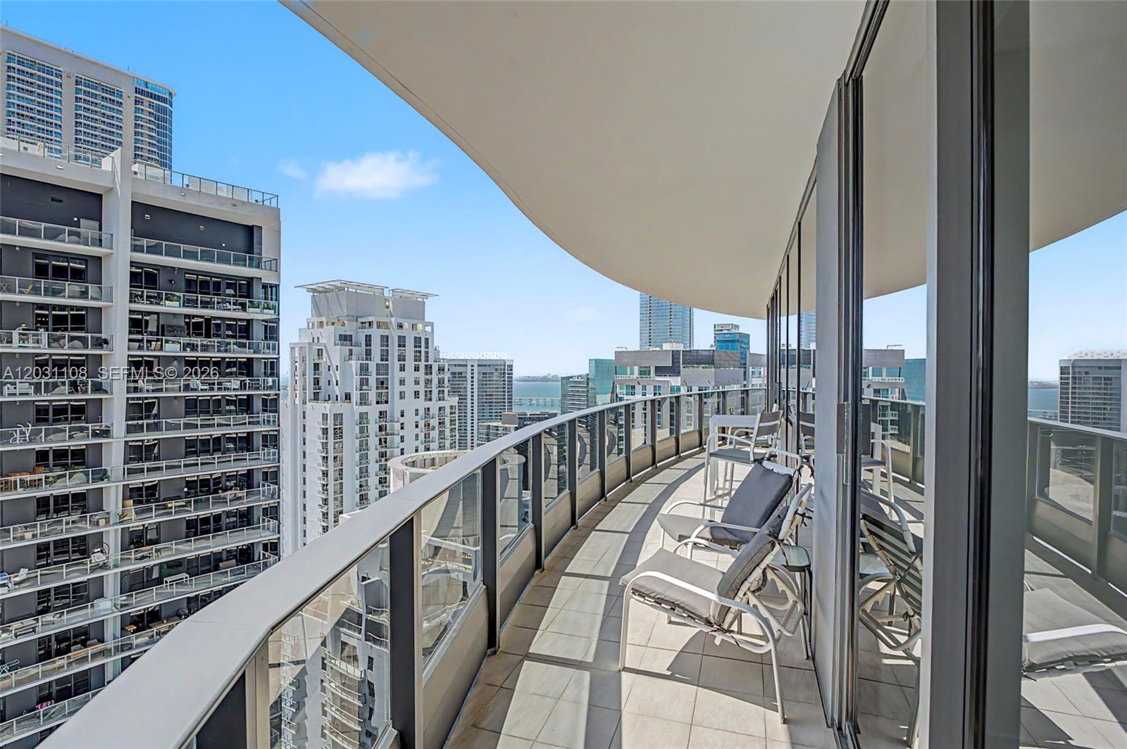 1000 Brickell Plz # 4609
