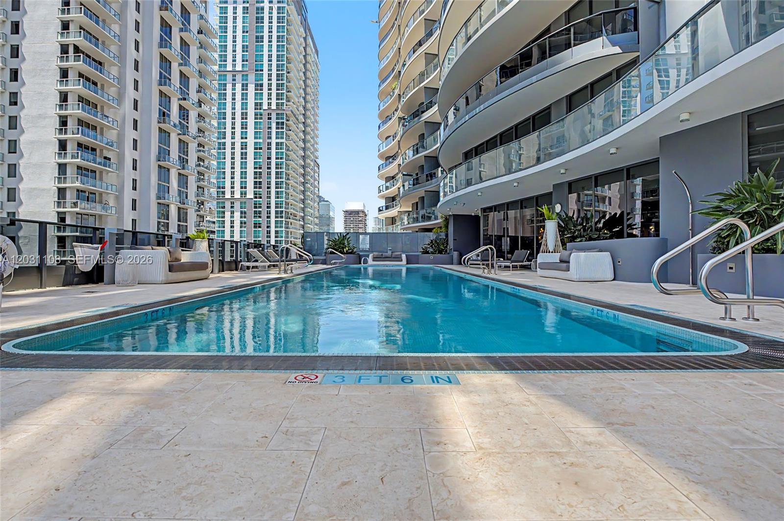 1000 Brickell Plz # 4609