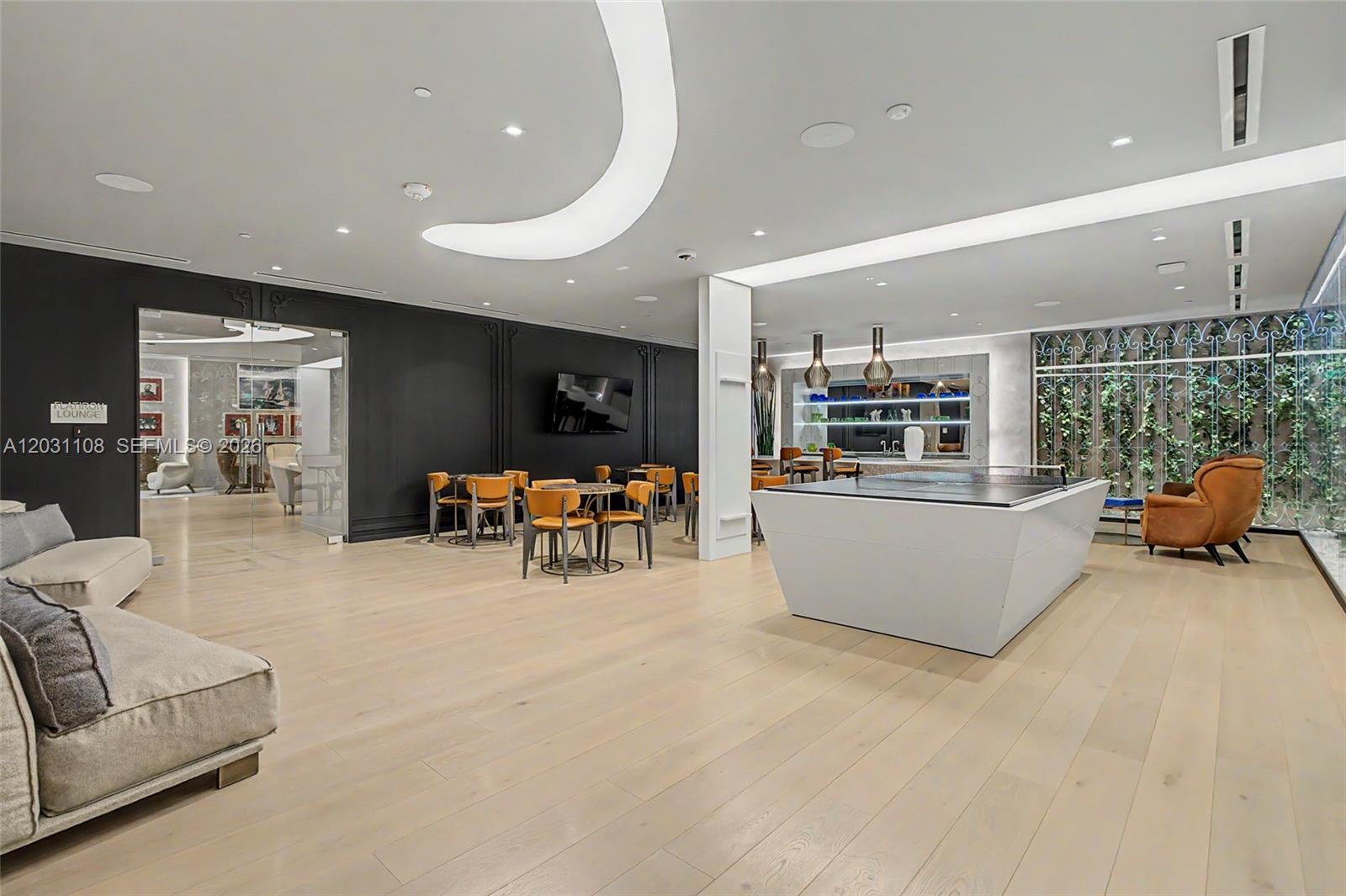 1000 Brickell Plz # 4609